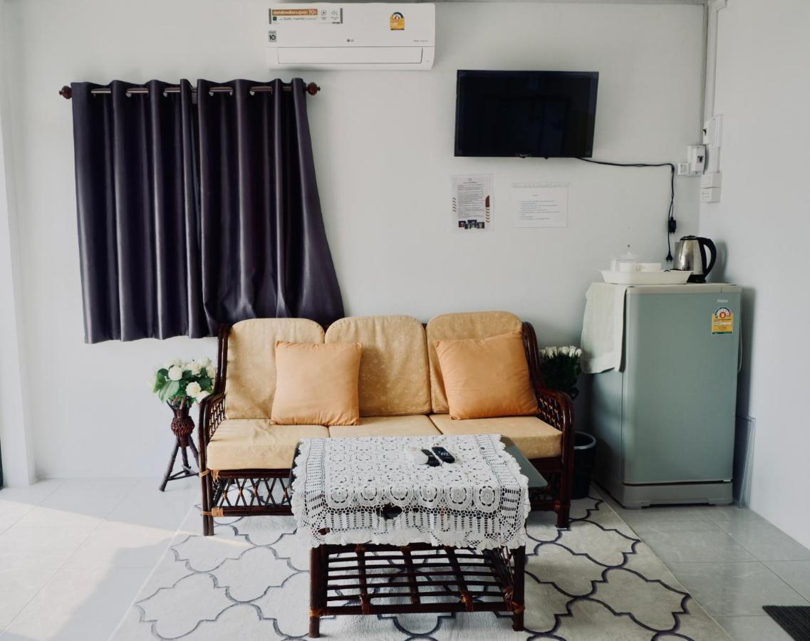 C-Code Resort Lom Sak Bagian luar foto
