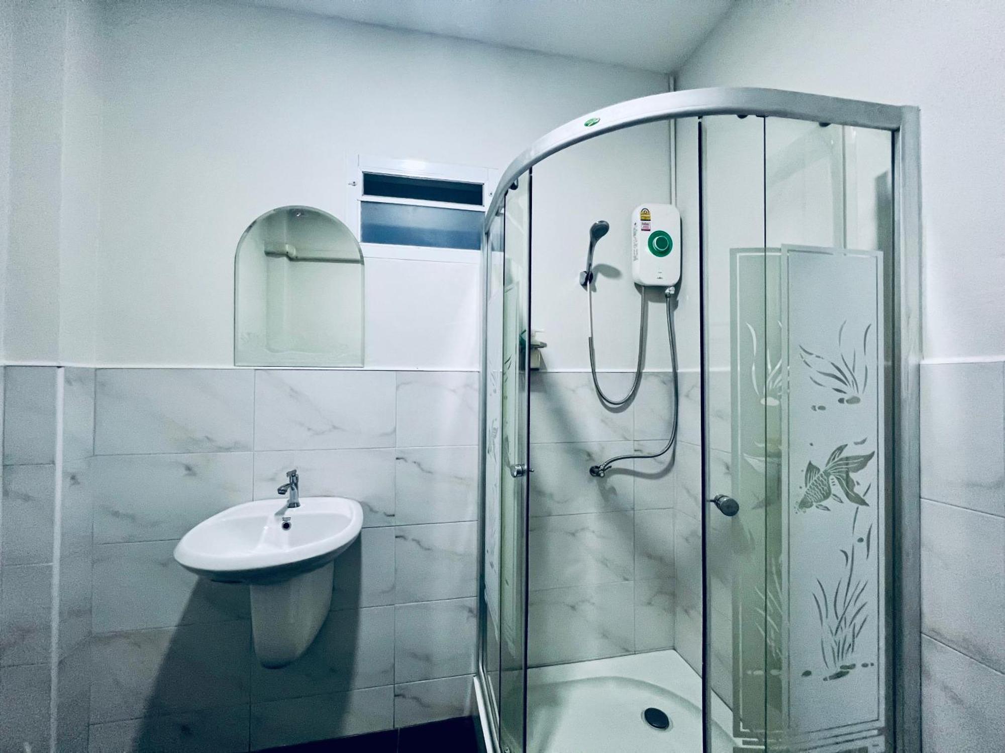 C-Code Resort Lom Sak Bagian luar foto